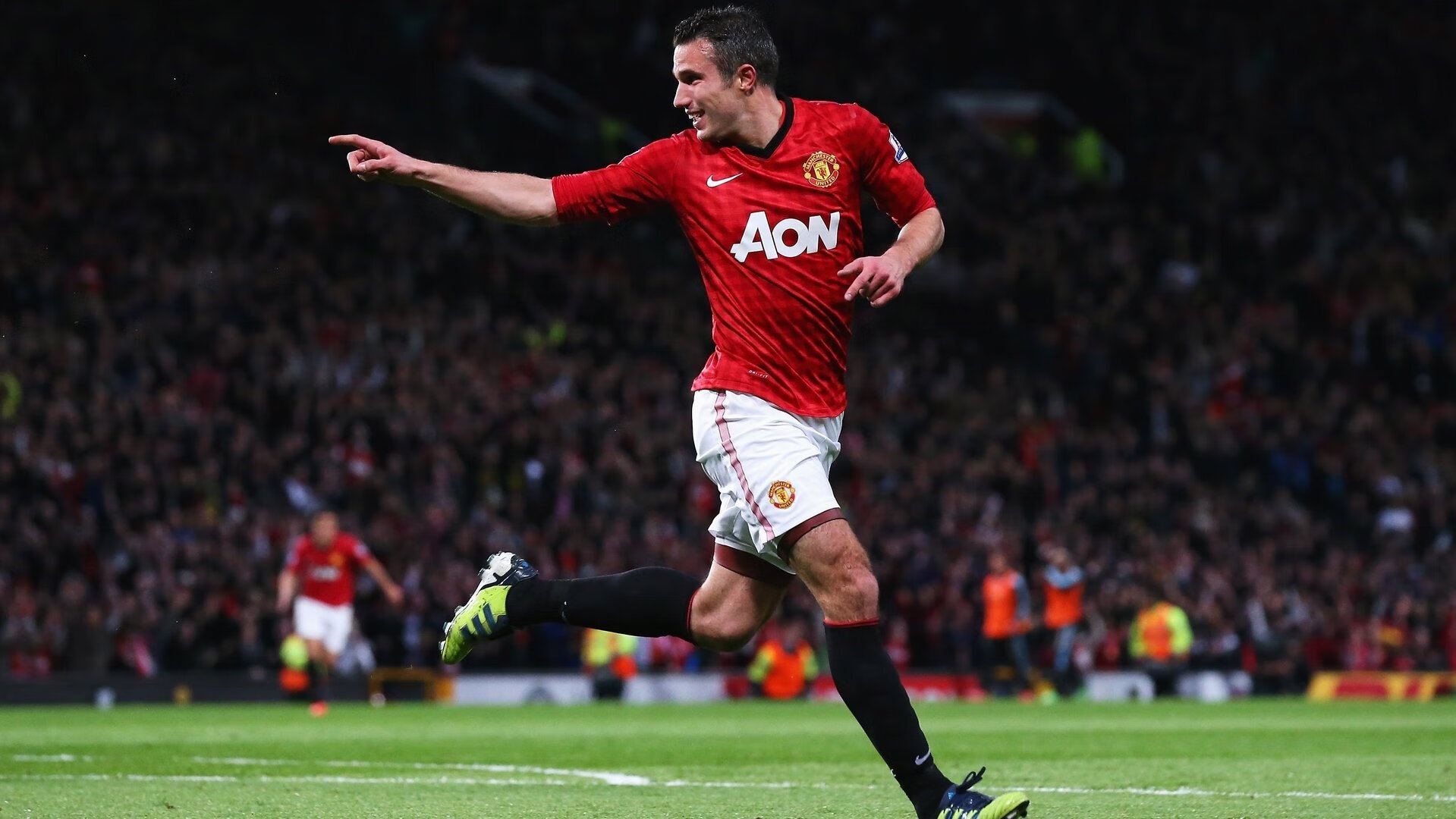 西甲：皇马绝杀巴萨，榜首位置再度争夺激烈，西甲皇马对巴萨比赛时间